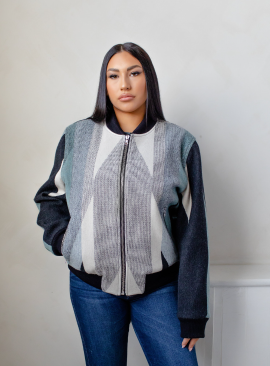 Chaqueta bomber para mujer: confeccionada con lana Oxford Wyeth Trail Pendleton®